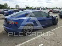 2021 Tesla Model S фото