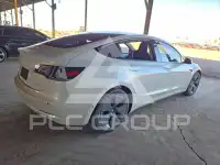 2021 Tesla Model 3 фото