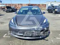 2021 Tesla Model 3 фото
