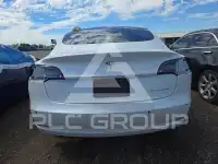 2021 Tesla Model 3 фото