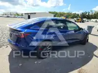 2021 Tesla Model 3 фото