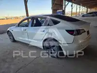2021 Tesla Model 3 фото