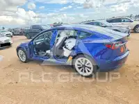 2021 Tesla Model 3 фото
