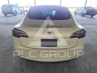2021 Tesla Model 3 фото