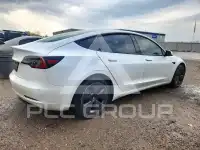 2021 Tesla Model 3 фото