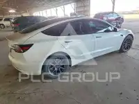 2021 Tesla Model 3 фото