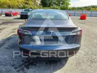 2021 Tesla Model 3 photo