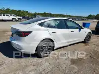 2021 Tesla Model 3 фото