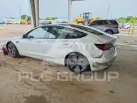 2021 Tesla Model 3 фото
