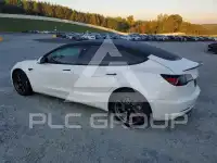 2021 Tesla Model 3 фото