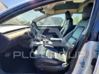 2021 Tesla Model 3 фото