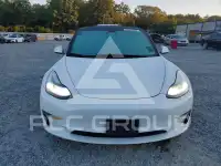 2021 Tesla Model 3 фото