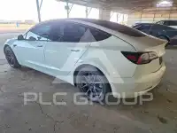 2021 Tesla Model 3 фото