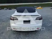 2021 Tesla Model 3 фото