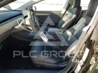 2021 Tesla Model 3 фото