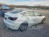2021 Tesla Model 3 фото