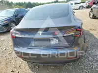 2021 Tesla Model 3 фото