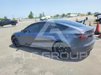 2021 Tesla Model 3 фото