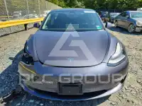 2021 Tesla Model 3 фото