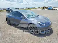 2021 Tesla Model 3 фото
