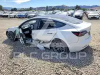2021 Tesla Model 3 фото