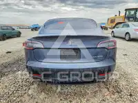 2021 Tesla Model 3 фото