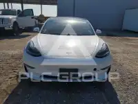 2021 Tesla Model 3 photo