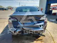 2021 Tesla Model 3 фото