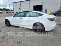 2021 Tesla Model 3 фото