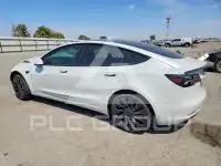 2021 Tesla Model 3 фото