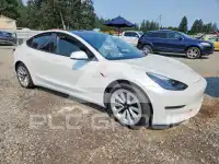 2021 Tesla Model 3 фото