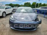 2021 Tesla Model 3 фото