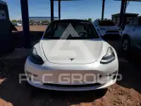 2021 Tesla Model 3 фото