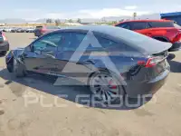 2021 Tesla Model 3 фото
