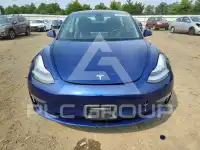 2021 Tesla Model 3 фото