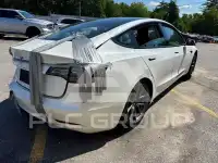 2021 Tesla Model 3 photo
