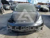 2021 Tesla Model 3 фото