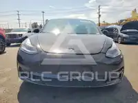 2021 Tesla Model 3 фото