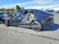 2021 Tesla Model 3 фото