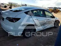2021 Tesla Model 3 фото