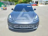 2021 Tesla Model 3 фото