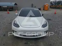 2021 Tesla Model 3 фото