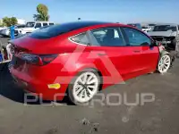 2021 Tesla Model 3 фото