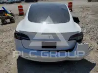 2021 Tesla Model 3 фото