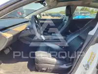 2021 Tesla Model 3 фото