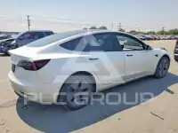2021 Tesla Model 3 фото