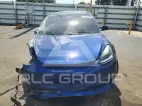 2021 Tesla Model 3 фото