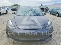2021 Tesla Model 3 фото