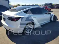 2021 Tesla Model 3 фото