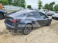 2021 Tesla Model 3 фото